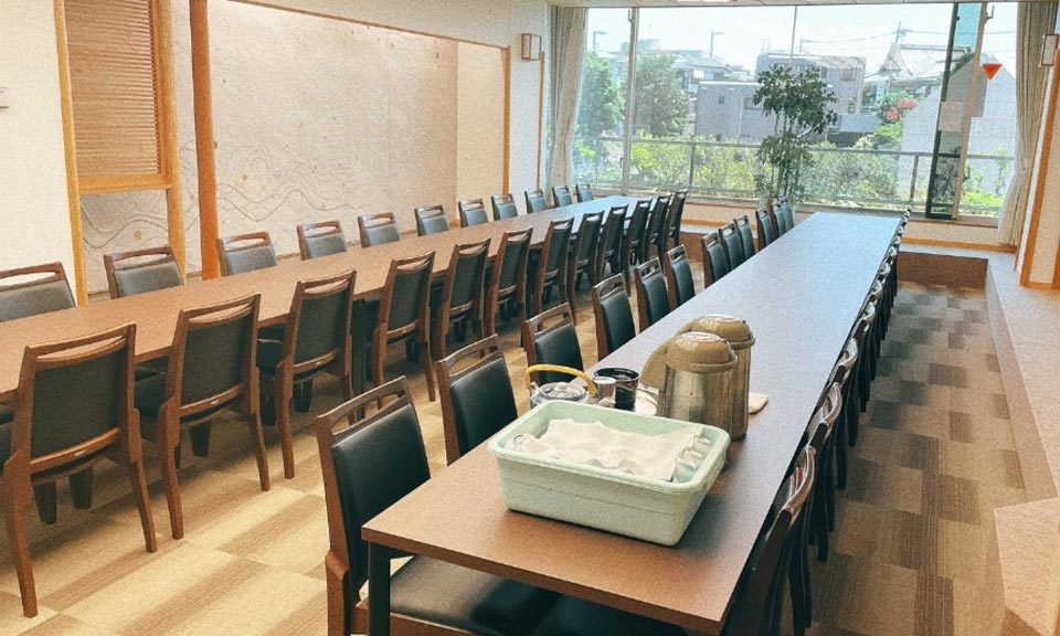 久保山斎場の休憩室写真