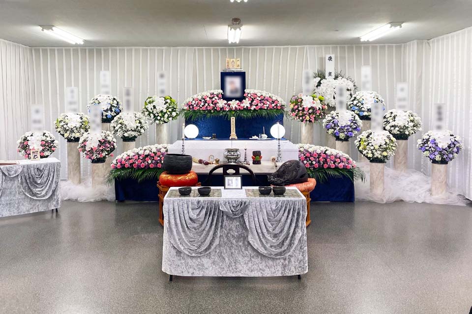 東高野会館の祭壇