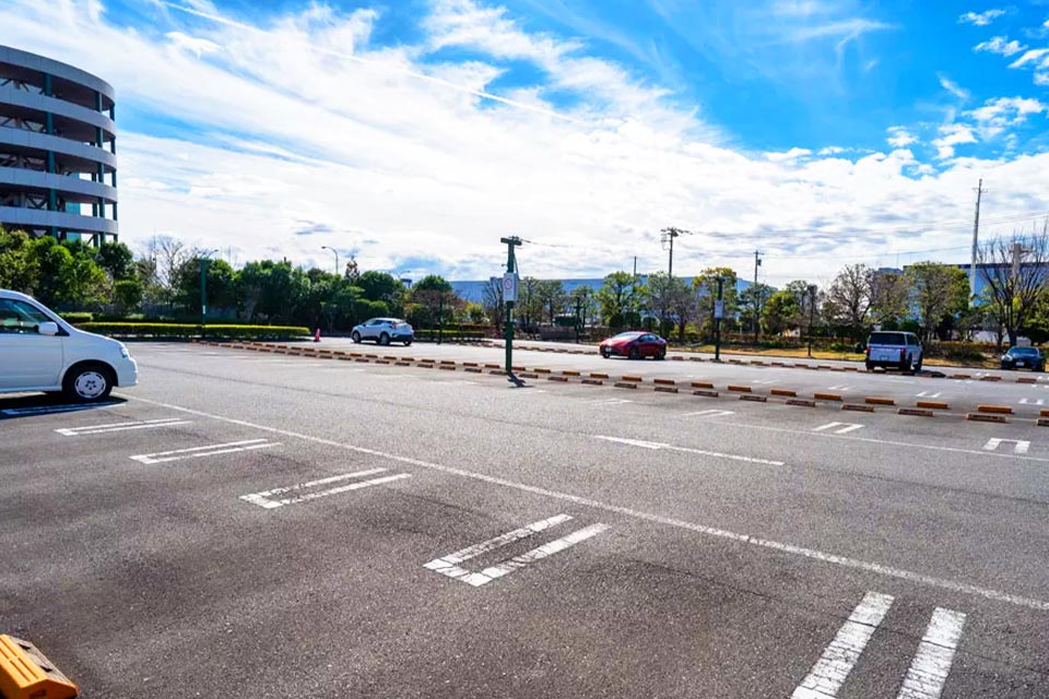 臨海斎場の駐車場
