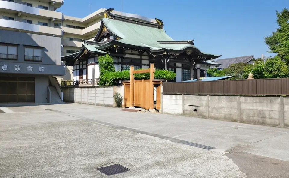 寶蔵院 蓮華会館の外観