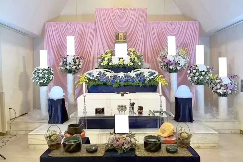 横浜市久保山斎場の式場入口