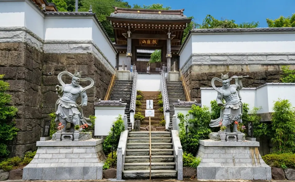 妙音寺 遍照会館の外観
