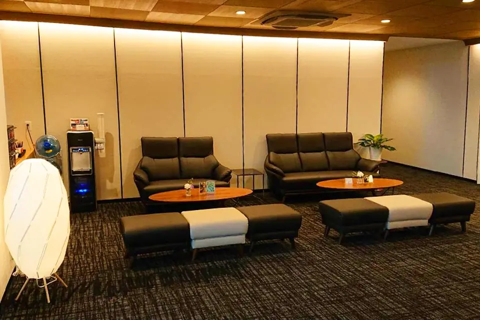 想送庵カノンのロビー