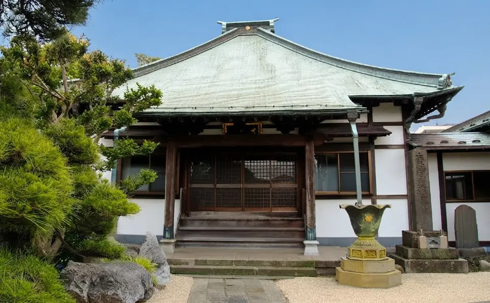 善照寺 慧日会館の外観