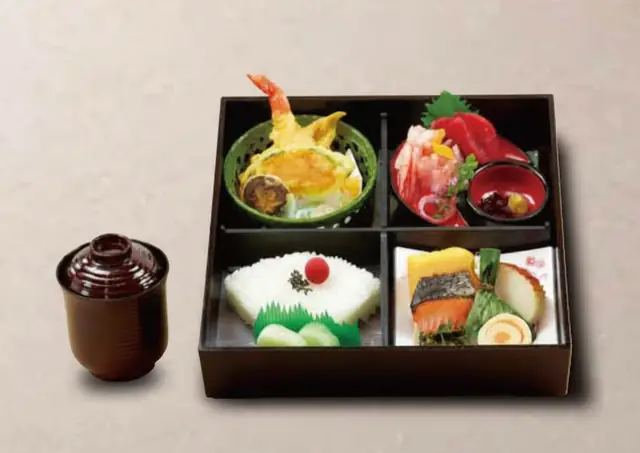 松花堂弁当