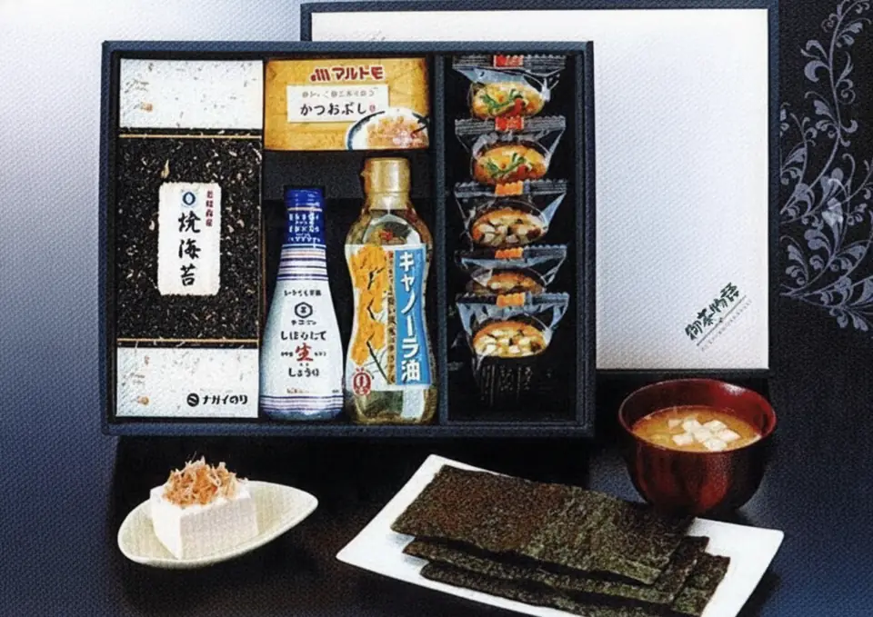 和の食卓ギフト マルコメ 京懐石お味噌汁しょうゆ・キャノーラ油 ナガイのり・削りぶしセット